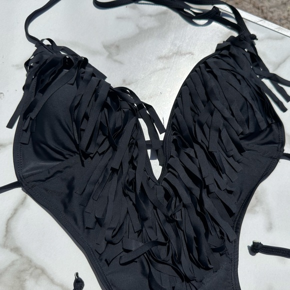 NWT Wet Seal Sexy one piece swimsuit Size Medium - Picture 2 of 7